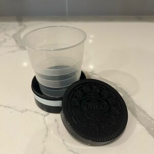 New Lot Of 5 Oreo Cookie Novelty Plastic Collapsible Travel Cup‎ Zagwear Vintage